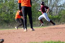 20110421_Dominic_Baseball_293.jpg