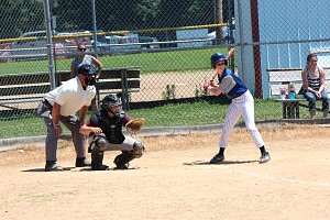 2011_07_09_Dominic_Baseball_320.jpg