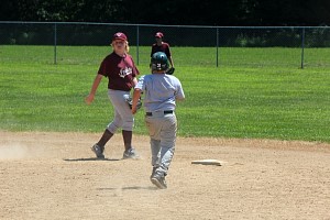 2011_07_09_Dominic_Baseball_570.jpg