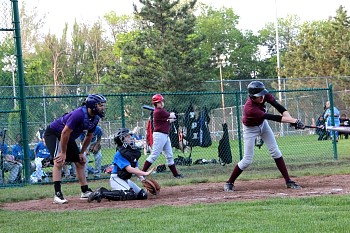 cw_rec_baseball_indians_3_211.jpg