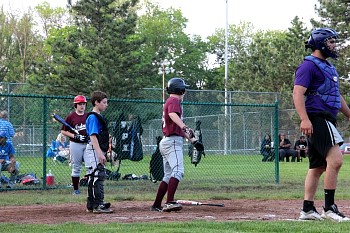 cw_rec_baseball_indians_3_226.jpg