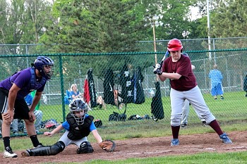 cw_rec_baseball_indians_3_230.jpg