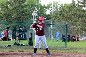 cw_rec_baseball_indians_3_233.jpg