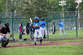 cw_rec_baseball_indians_3_318.jpg