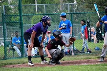 cw_rec_baseball_indians_3_333.jpg