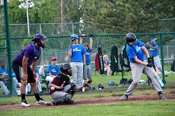 cw_rec_baseball_indians_3_338.jpg