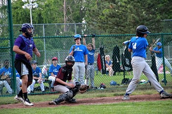 cw_rec_baseball_indians_3_340.jpg