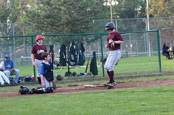 cw_rec_baseball_indians_3_400.jpg