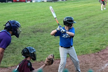 cw_rec_baseball_indians_3_442.jpg