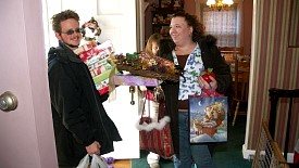 2007_12_25_jennifer_missy_xmas_054.jpg