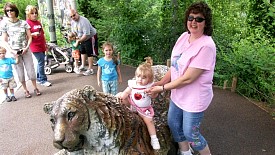 2009_07_03_olivia_zoo_023.jpg