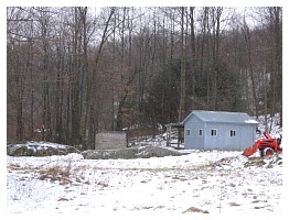 06_OutbuildingandChickenCoop.JPG