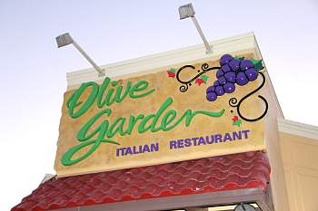 mike_olive_garden0053.jpg